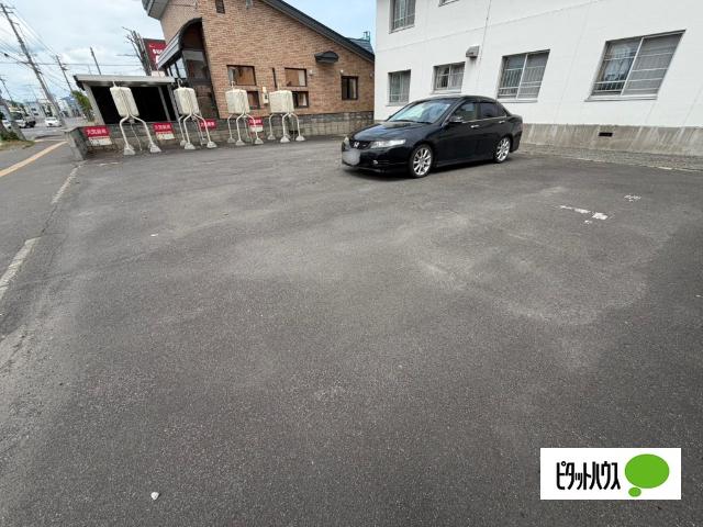 さくらハイツ（201） 駐車場