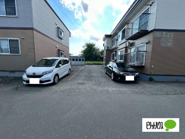 リバーサイドJOY（202） 駐車場