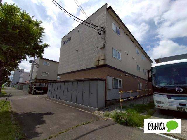 Casa Lion（カーサ　リオン）（2-C） 外観