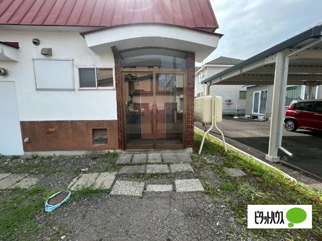 西16北1貸家（1） エントランス