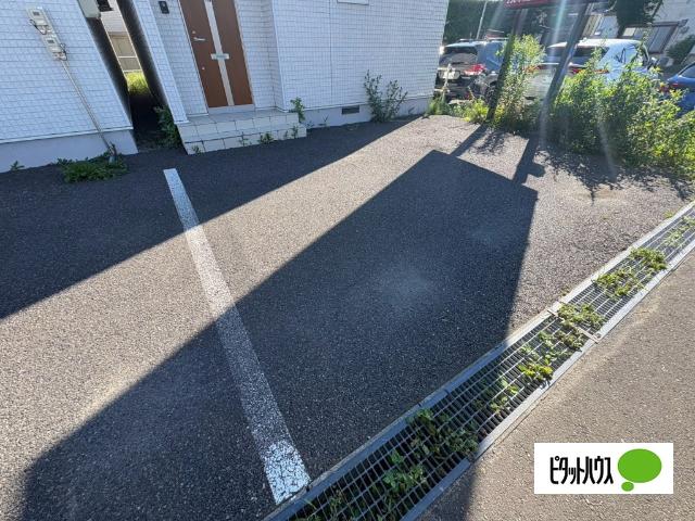 TOWN East 1 駐車場