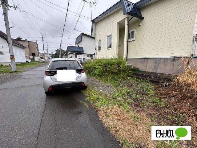 帯広市西十六条南一戸建 駐車場