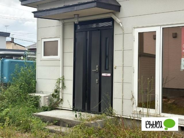 細川1棟2戸（West） エントランス