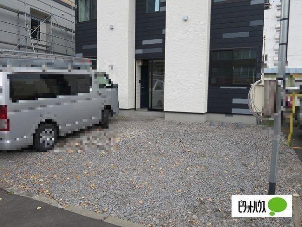 LANA　C棟（102） 駐車場