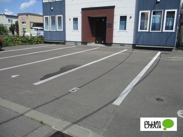 カローレ 物件画像