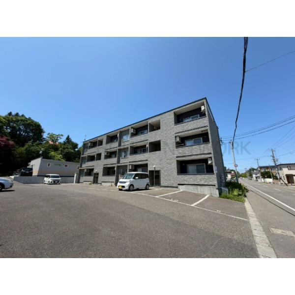 レヴァンテ7、事務所