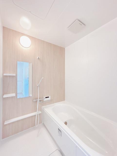 末広東1条12丁目3-23　戸建て バス／シャワー