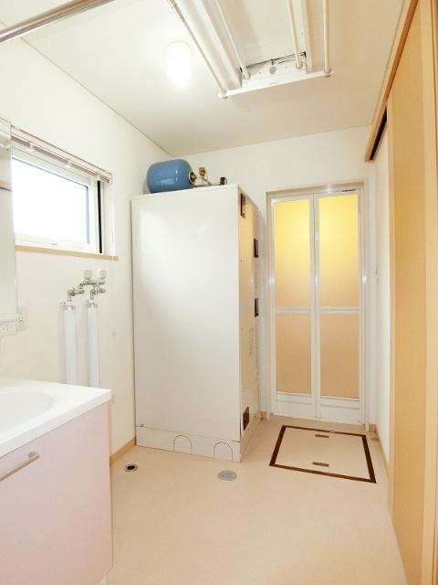 神楽6条1丁目　戸建て 洗面
