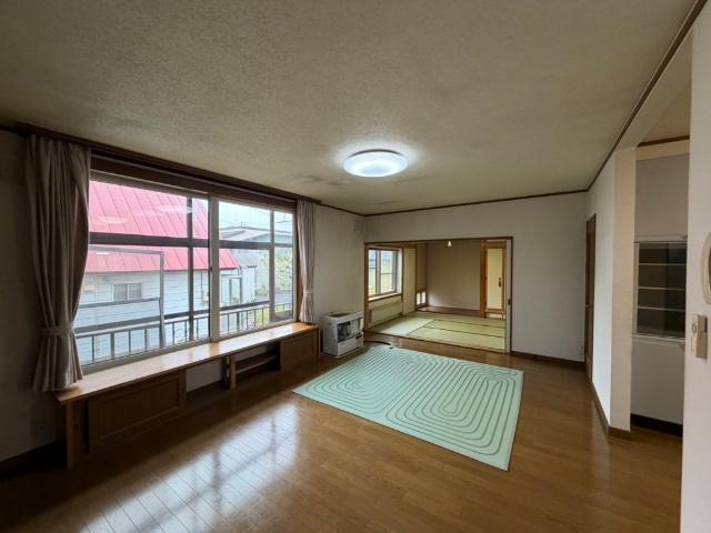 ※貸家・オーナーチェンジに変更※末広東1-4＿中古住宅 リビング