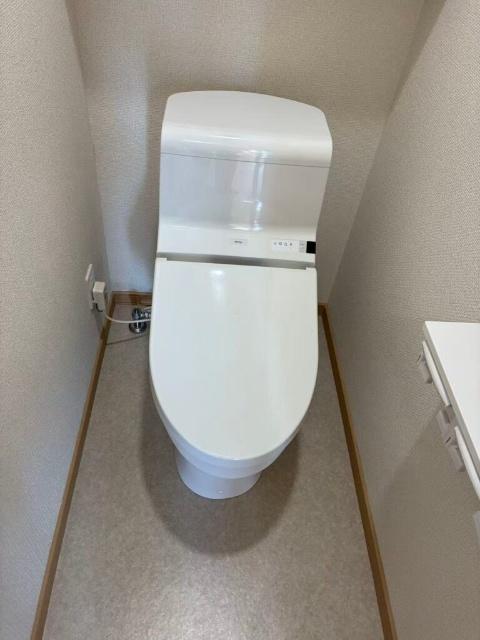 ルミエール　富良野市１棟売りアパート トイレ