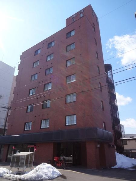 グリーンコーポ三条 外観