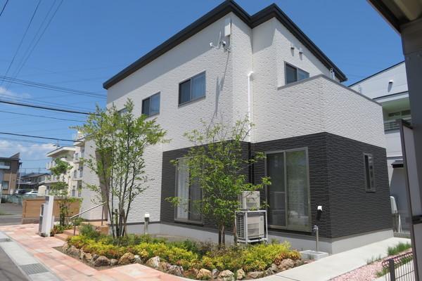 笹木野駅より徒歩18分 築6年5ヶ月 2階建の賃貸物件