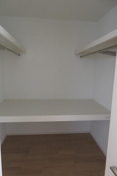 西中央戸建 収納