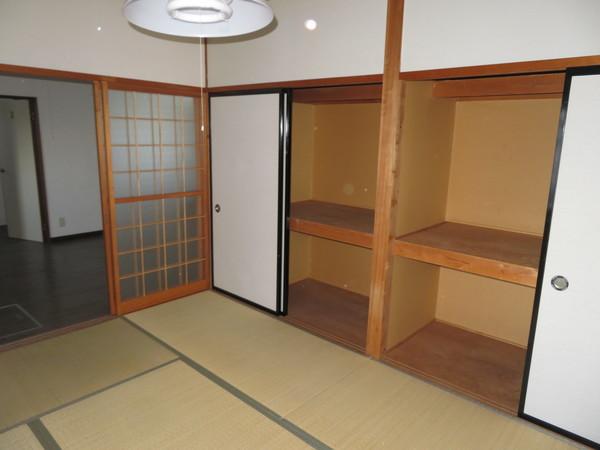 サザンクロス御山（A-J） 収納