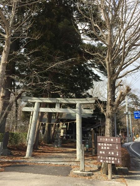 岳神社：3m