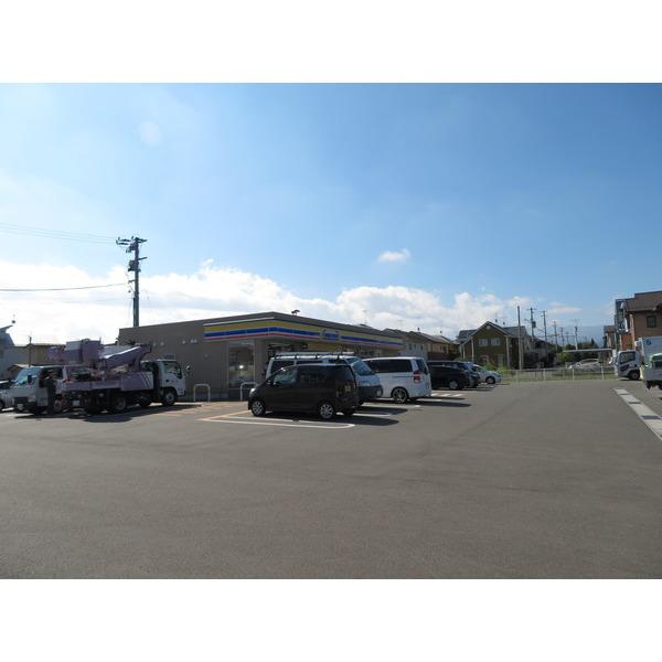ミニストップ福島北沢又店：291m