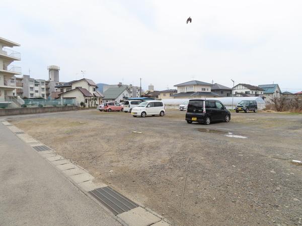 ビレッジハウス岡部 駐車場