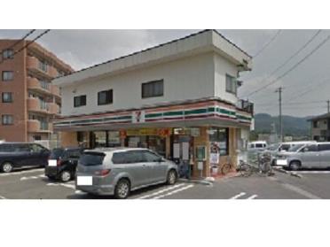 セブンイレブン岡部店：220m