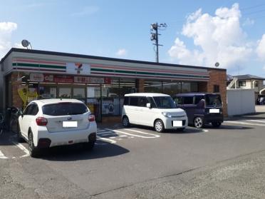 セブンイレブン福島御山店：650m