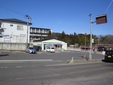 ファミリーマートあだたら高原岳温泉店：484m