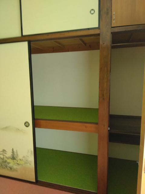 斎藤ハイツ（1-2） 収納