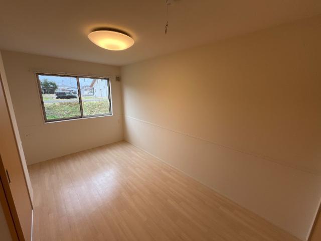 パープル 部屋画像