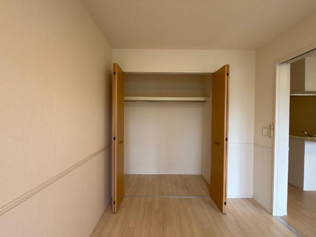 パープル 部屋画像