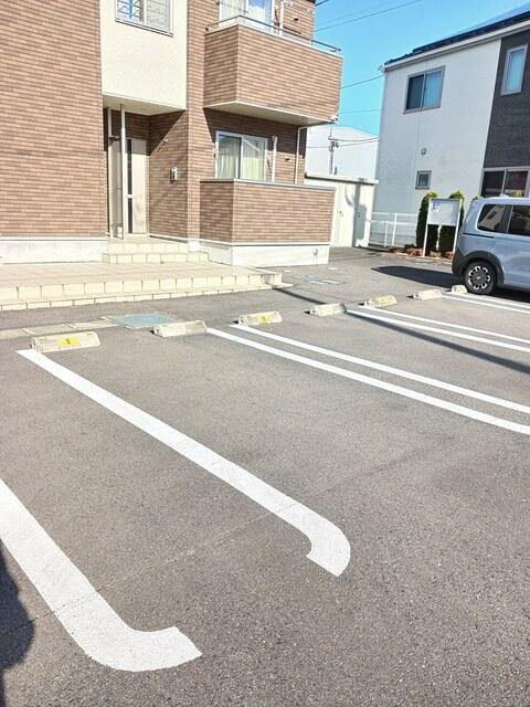 セントラルビレッジ・南（101） 駐車場