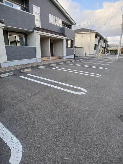 エスポワールⅢ（102） 駐車場