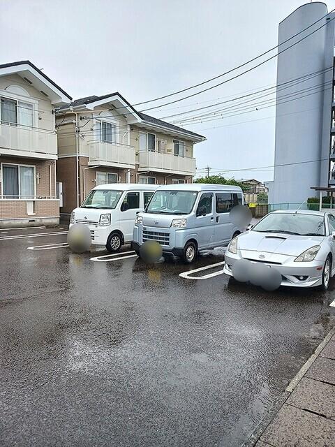 イーストガーデンＡ（205） 玄関