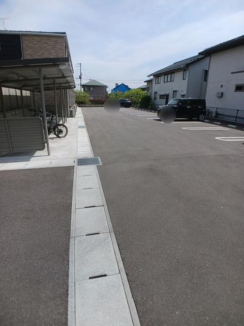 レクエルド　Ⅰ（103） 駐車場