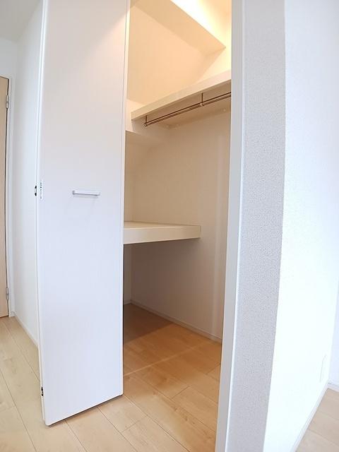 シェーネ（105） 収納