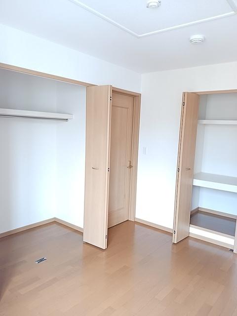 エクセレントヴィラ　Ⅰ（203） 収納