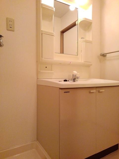 ガーデンヒルズⅡ（103） 洗面