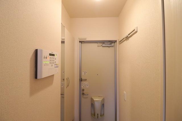 Ｄ−ｒｏｏｍ清水（103） 玄関