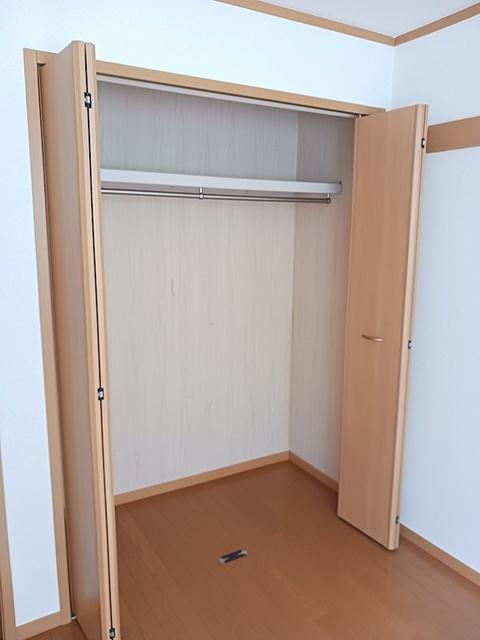 ノーヴァ壱番館（102） 収納