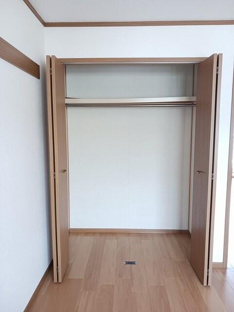 イストＡ（205） 収納