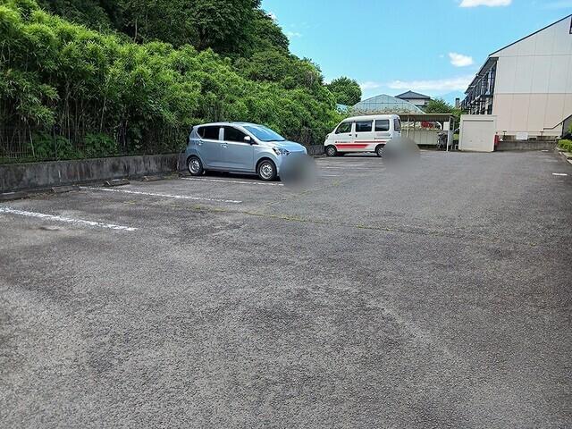 静風爽（202） 駐車場