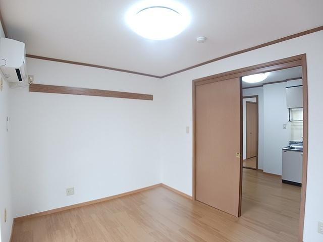 ビバリーヒルズＡ（103） 室内