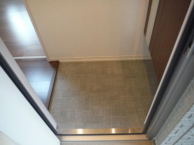 グランディール　三河（301） 玄関