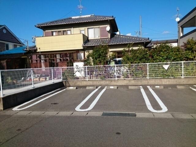 パークハイグランドⅡ（103） 駐車場