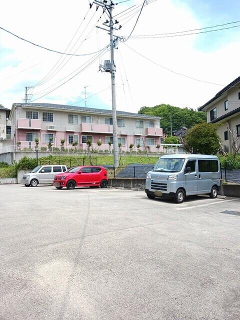 ガーデンヒルズⅠ（101） 駐車場