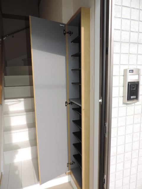福島市矢剣町アパート 玄関