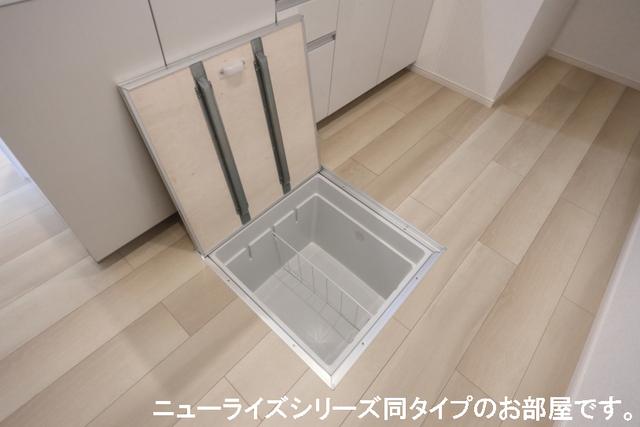 スマイル　ハッシー（103） 収納
