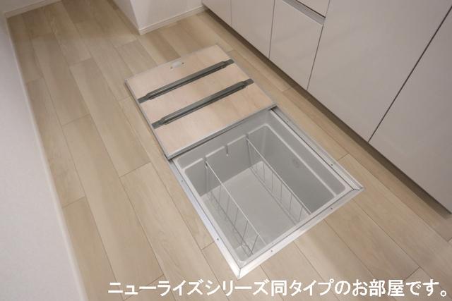 スマイル　ハッシー（102） 収納