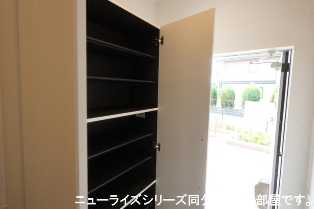 スマイル　ハッシー（102） 収納