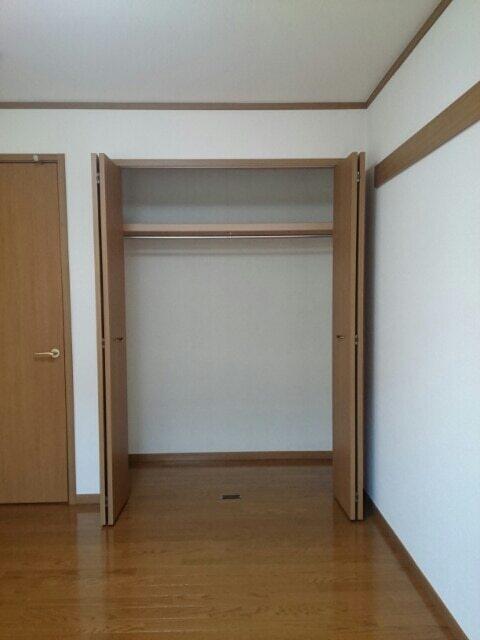 サウスガーデン（103） 収納