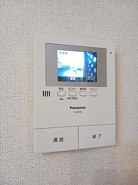 フィオーレカーサ（103） 玄関