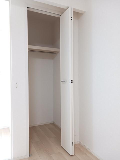 ベルガーデン（101） 収納