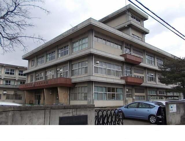 福島市立瀬上小学校：750m
